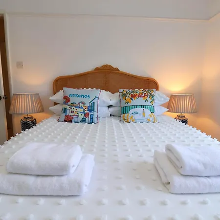 Flat 1 * Scarborough